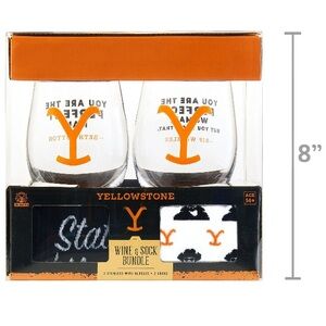 Yellowstone 2 stemless wine glasses and 2 pairs of socks
18.5 oz wine glasses